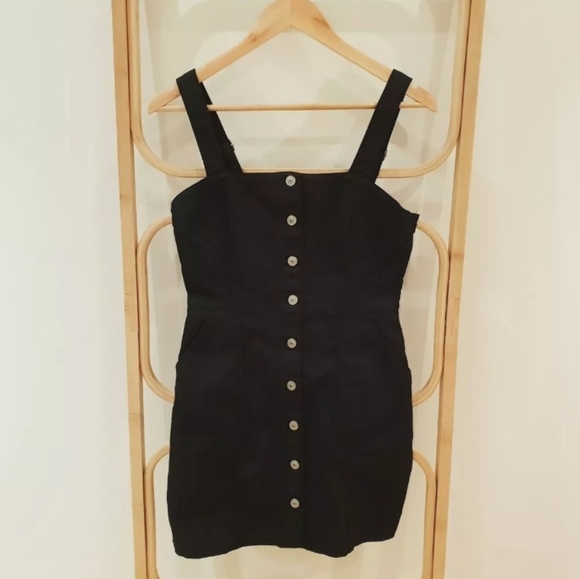 H&M Dresses & Skirts - H&M Pinafore Dress